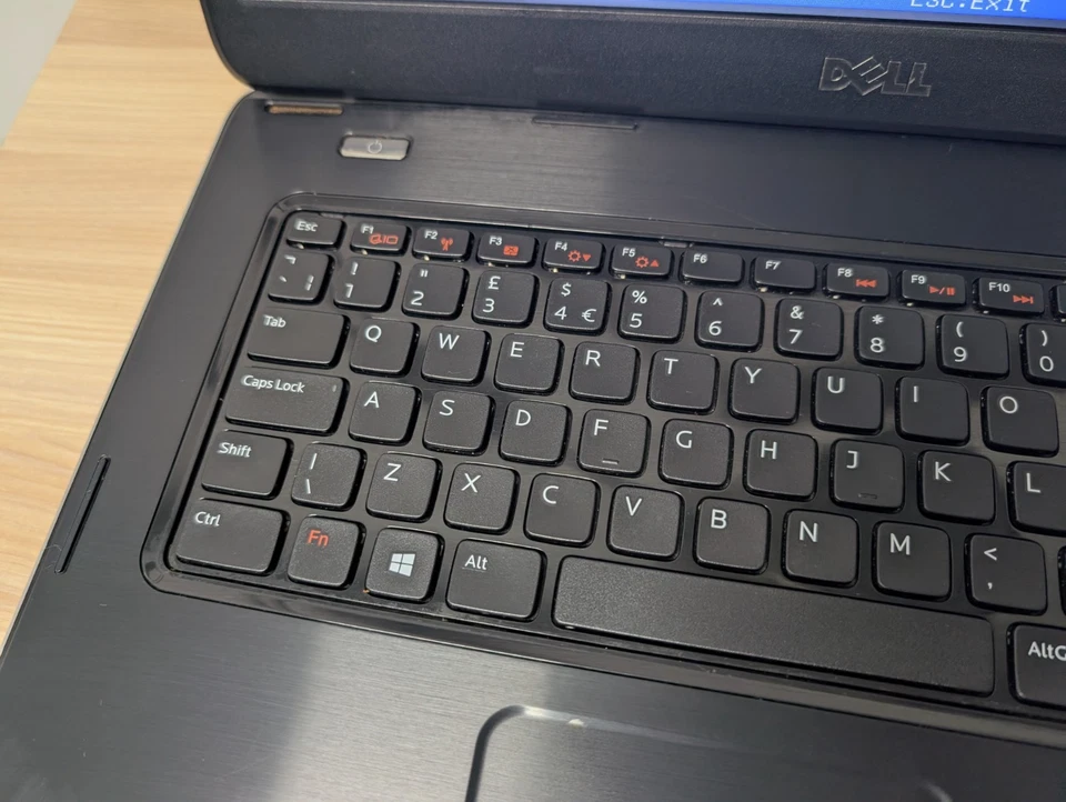 Dell Vostro 2520 - i3-2348M - 4GB Ram - No Storage - Image 4 of 4