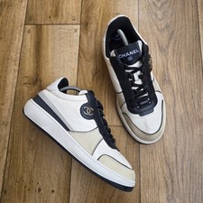 CHANEL INTERLOCKING CC LOW TOP SNEAKERS SIZE 37 EU, 6.5 US, 4 UK