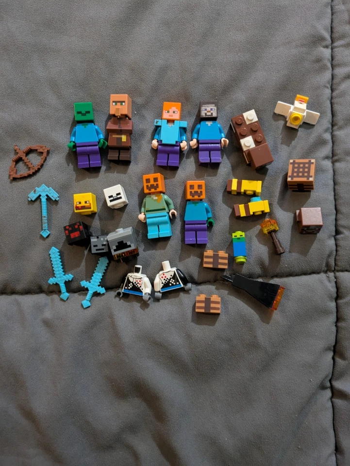 Lego Minecraft Minifigura y Lote de Piezas con Alex Steve Piezas Animales y Armas Foto 2 de 4
