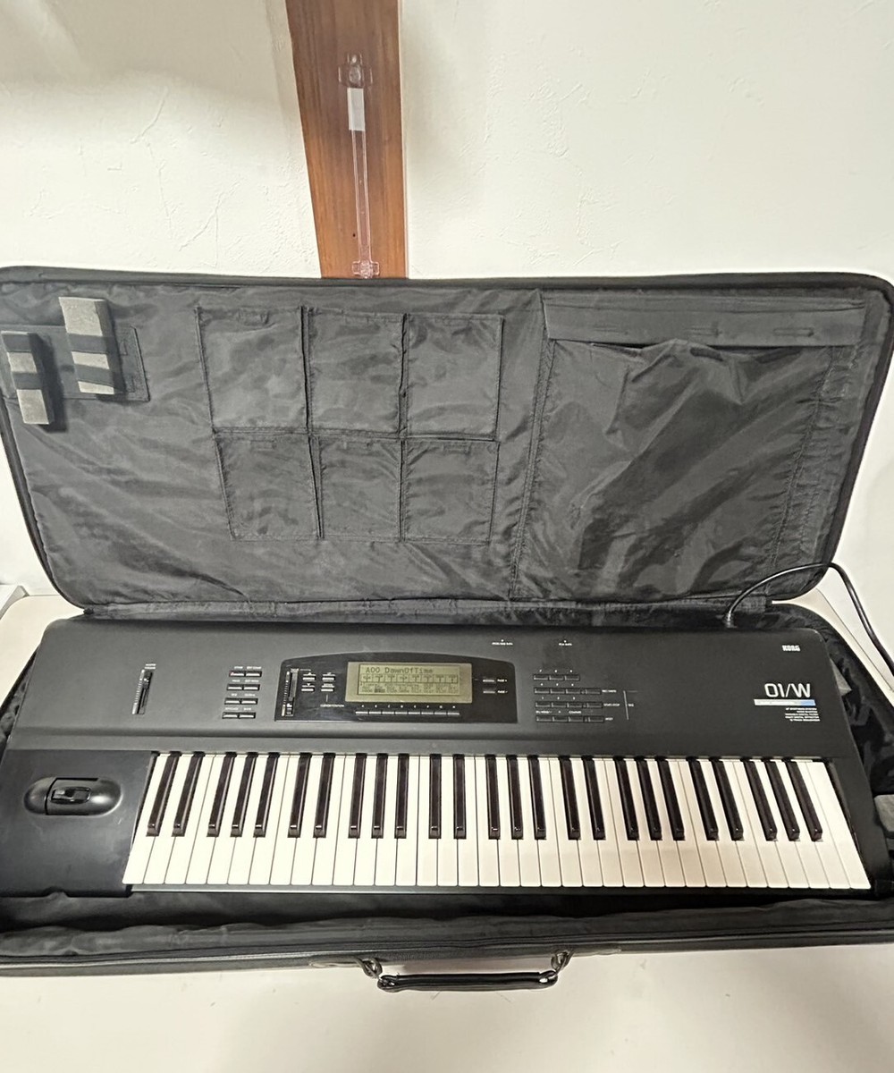 KORG コルグ 01/W FD シンセサイザー MUSIC WORKSTATION 01/WFD 〈管理 