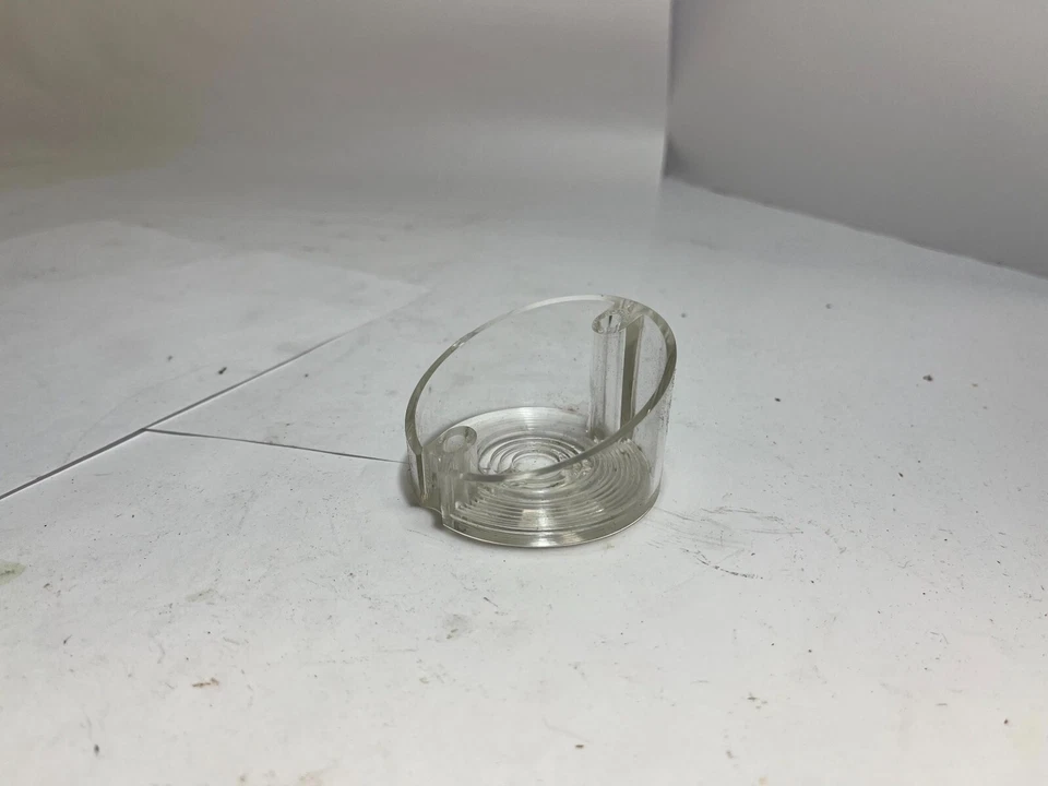 1961-1962 Plymouth Dodge Lancer Valiant парковочный свет объектив крышка 2188279 новый из старых запасов. - Изображение 3 из 4