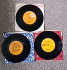 Elvis Presley 7" Vinyls X3