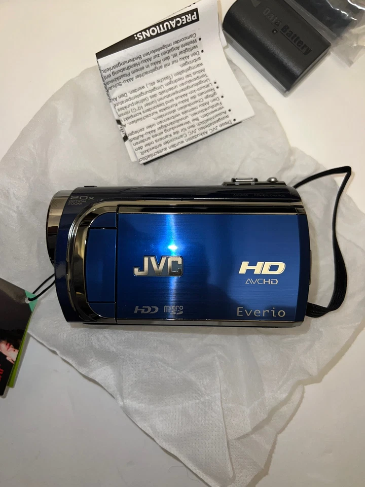 JVC GZ-HD300AU HD VIDEO PLUS20X OPTICAL ZOOM Full HD And Extras! New, Never Used - Image 3 of 4