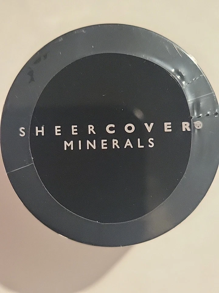 SHEER COVER LIGHT/MEDIUM CONCEALER DUO w/MIXING WELL Travel Size 1.5g - Image 2 of 4