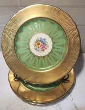Set Of 4 Aynsley Cabinet Dinner Display Plates Raised Gold Signed Bentley Rose