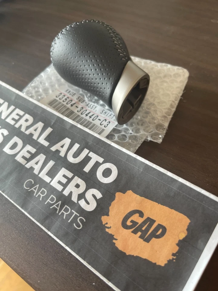 Toyota OEM Lexus GS350 Shift Knob B032 13-16 2013, 2014, 2015, 2016 33504-30440 - Изображение 2 из 4