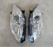 Coppia Fari Anteriori Cromati Toyota Prius 2009-2015 Sinistro e Destro