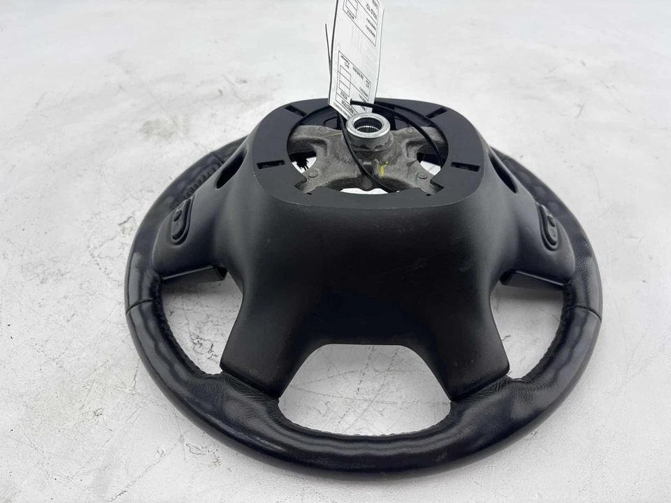 2006-2007 Jeep Liberty Steering Wheel OEM - Image 4 of 4