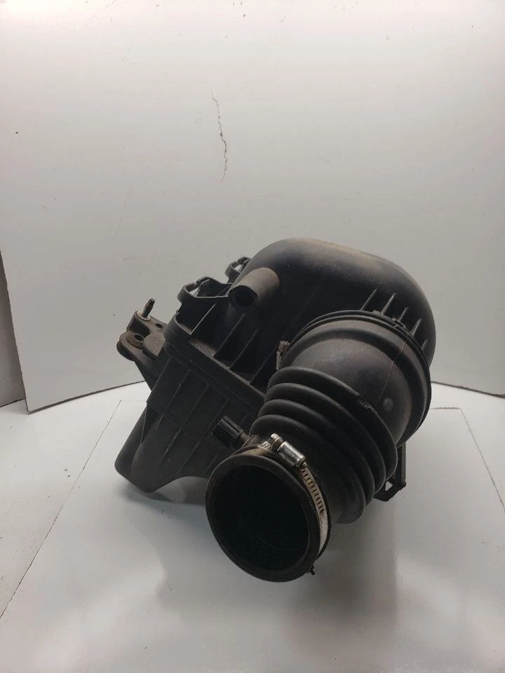 Limpador de ar compatível com 08-10 CARAVAN 1376923 - Imagem 2 de 4