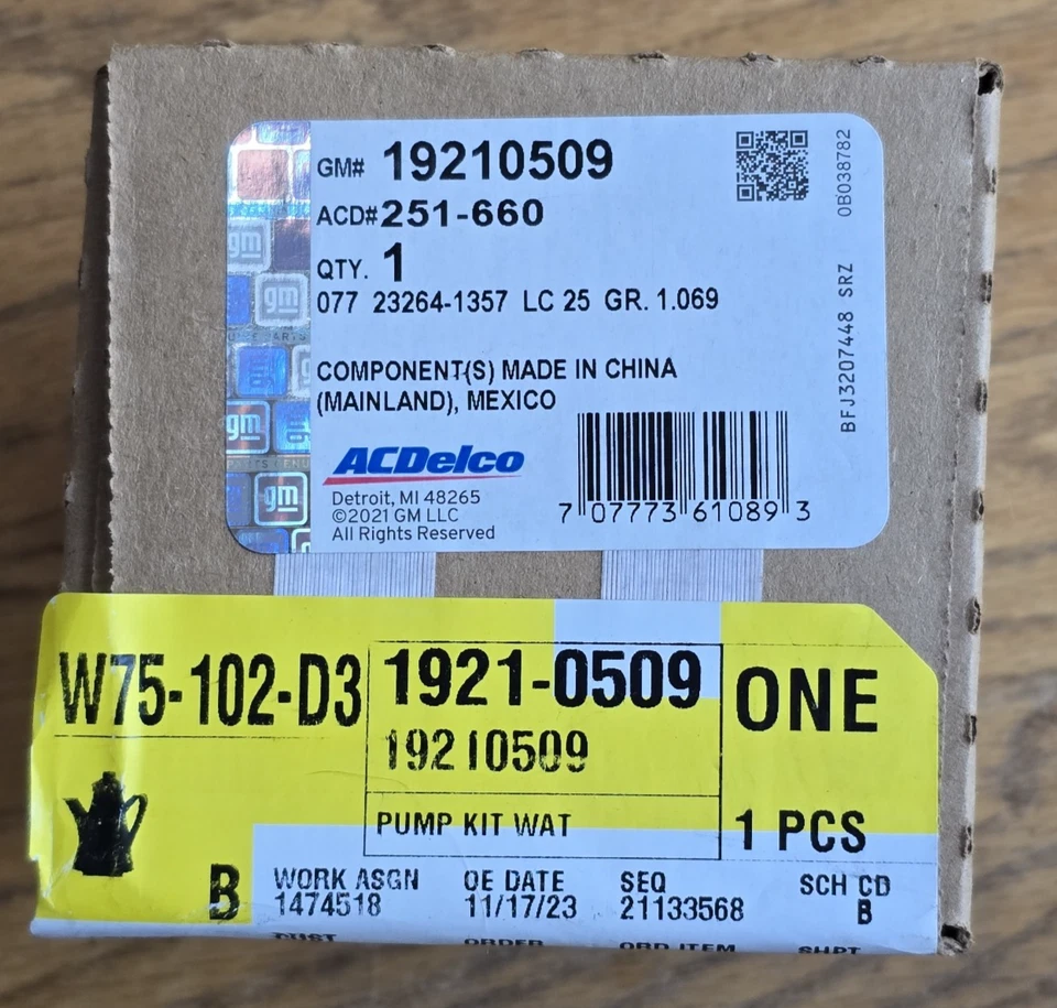 1995-2005  Cadillac Oldsmobile Pontiac GM Engine Water Pump with O-Ring #9210509 - Image 2 of 2