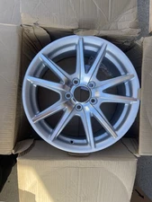 New 17x7 Machined and Painted Silver Wheel fits 2004-2006 Honda S2000 560-63872