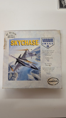 Skychase - Commodore Amiga Flight Sim - CIB Boxed - Maxis / Spiegelbild