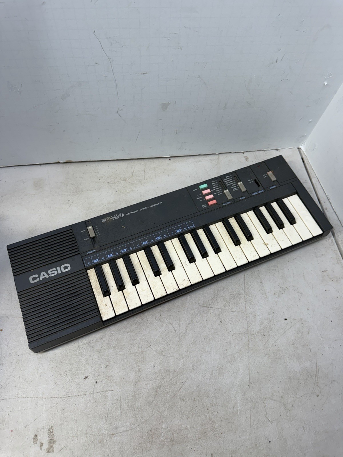 Vintage Casio PT-100 Electronic Keyboard Synth Piano Tested Works No AC Adapter