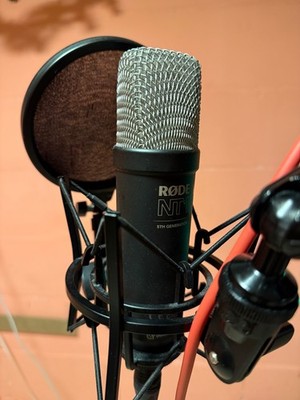 Rode NT1 5th Generation Schwarz / Streaming / Music