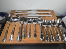 Oneida Chateau Oneidacraft Deluxe Stainless 54 pieces