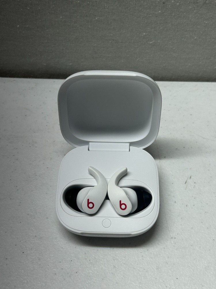 BEATS FIT PRO BY DRE BLUETOOTH EARBUDS WITH CASE WHITE
