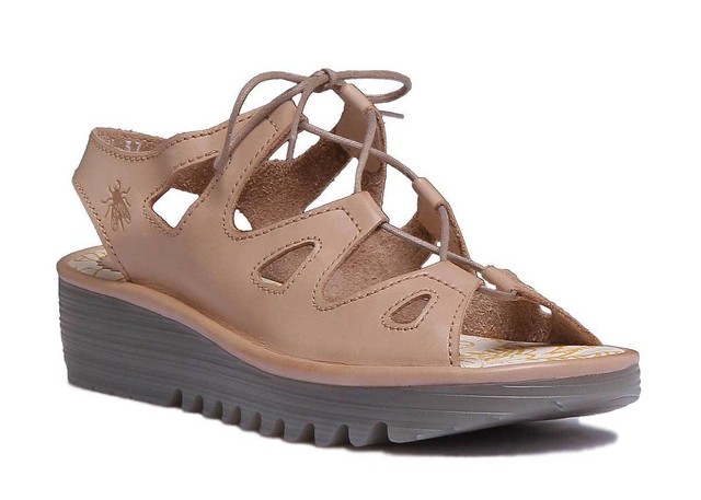 black wedge sandals size 3