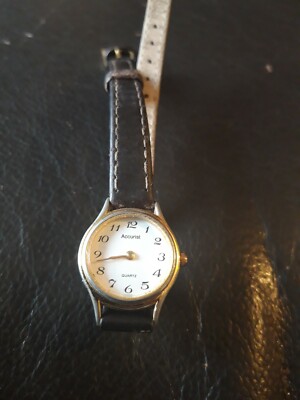 Vintage Accurist Ladies Watch 819000 Brown Leather Strap Made in Japan  UK