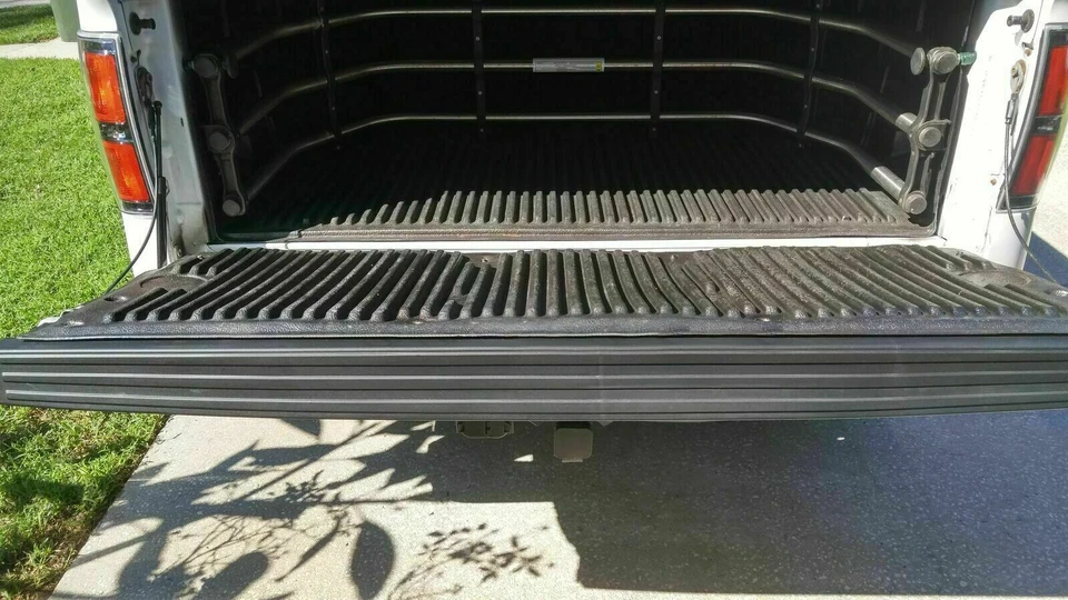 For 2009-2014 Ford F150 Tailgate Top Protector Spoiler Cover Moulding Cap Black Foto 3 de 4