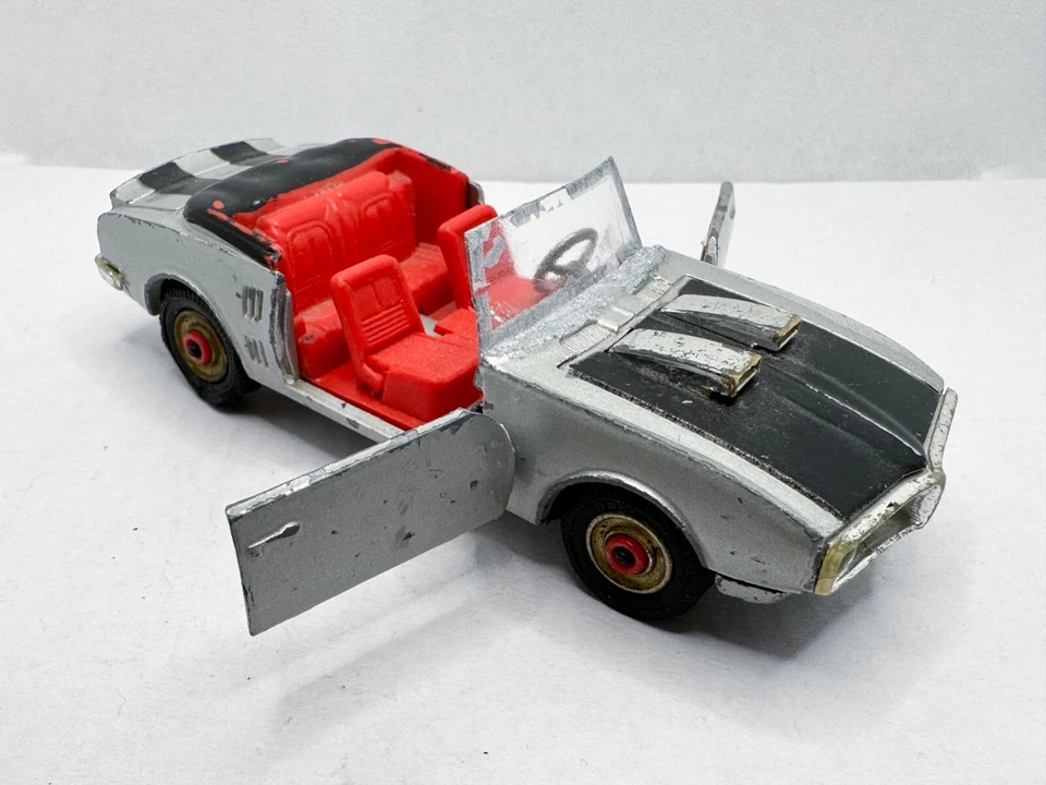 CORGI TOYS # 343 PONTIAC FIREBIRD (MANCHA ROJA) WHIZZWHEELS DIECAST CAR PLAY USADO Foto 4 de 4