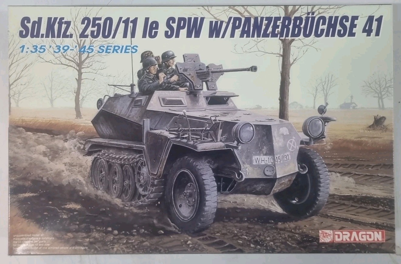 DRAGON 1:35 Sd.Kfz. 250/11 le SPW w/Panzerbuchse 41 PLASTIC MODEL KIT BOXED 6132