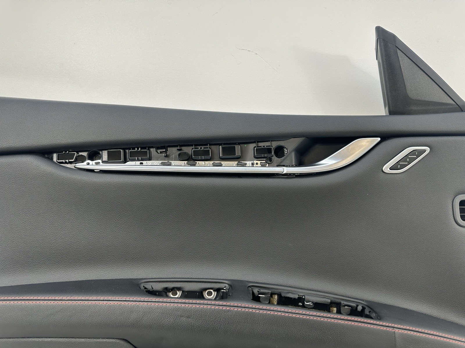14-17 Maserati Ghibli Front Left Side Interior Door Panel Assembly Black Oem