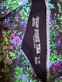 Victoria Secret PINK Yoga Pants Fold overs EUC Size Medium Has Sequins