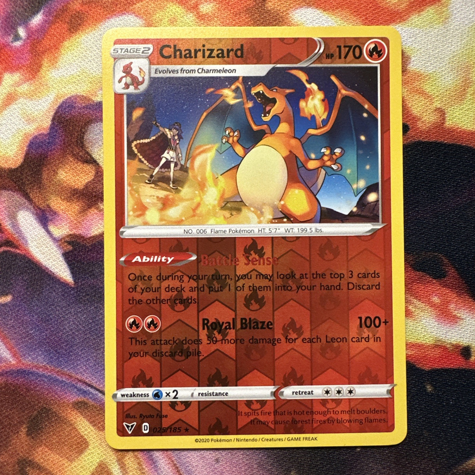 Charizard 025/185 - Reverse Holo Rare - Pokemon card SWSH04: Vivid Voltage - NM