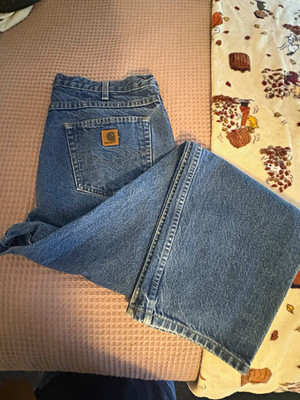 Carhartt Men s Blue Denim Jeans Straight Fit Mid Rise