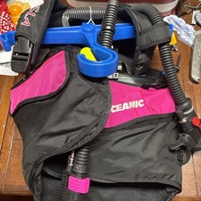 scuba diving vest and regulator lot Size Cs T...