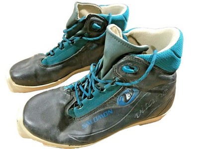 SALOMON Nordic Cross Country Ski Boots Size EU37 US5 SNS Profil 2426