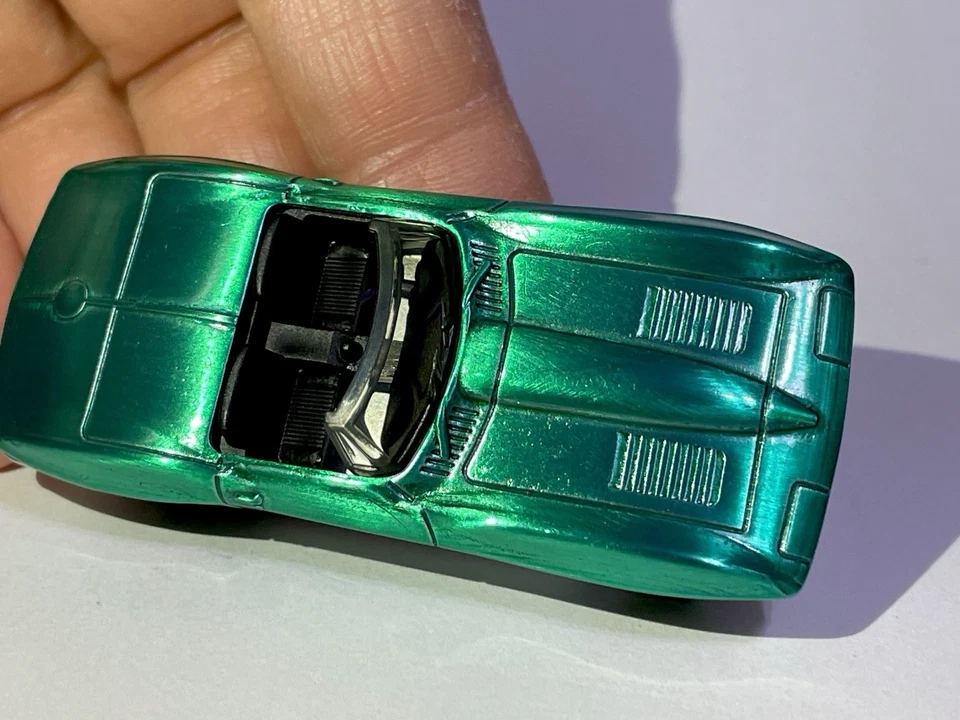 Matchbox '63 Chevy Corvette, Sting Ray, hecho a medida Redline Spectraflame Green Foto 4 de 4