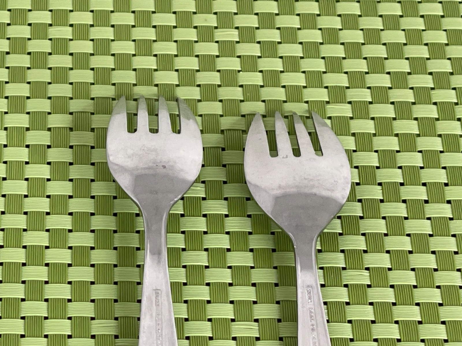 National Stainless STARETTE Set of 2 Forks Asterisks Japan Flatware