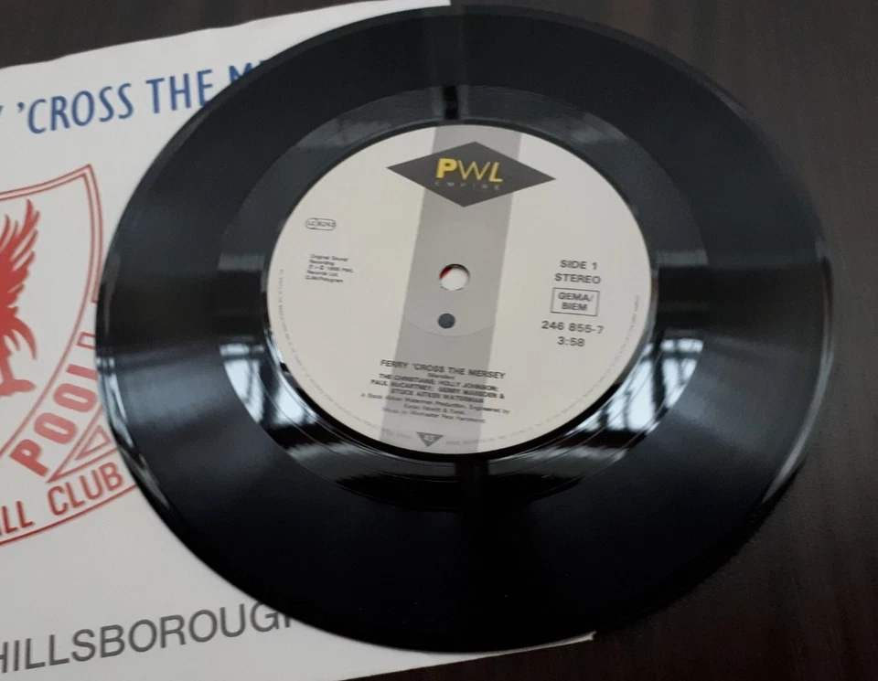 HILLSBOROUGH Single Ferry 'Cross the Mersey, Christians, McCartney, PWL Empire. - Bild 3 von 4