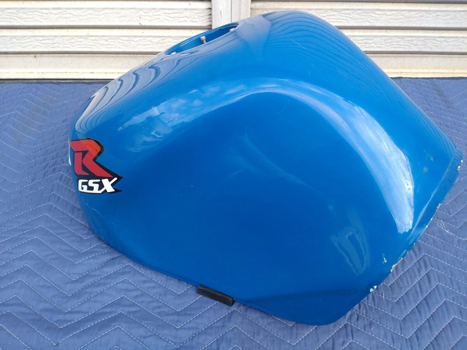 SUZUKI GSX-R600 FUEL TANK PETROL TANK OEM GENUINE FROM JAPAN  — 第 4/4 张图片