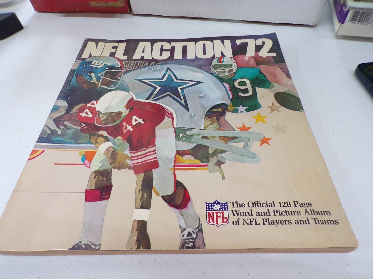 NFL ACTION '72 Deluxe Football Stamp Album 144 Stamps Mint Intact