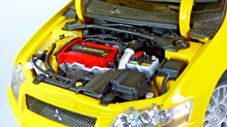 AutoArt Mitsubishi Lancer Evo VII raro colecionável carro de brinquedo de rua amarelo 1:18 - Imagem 4 de 4