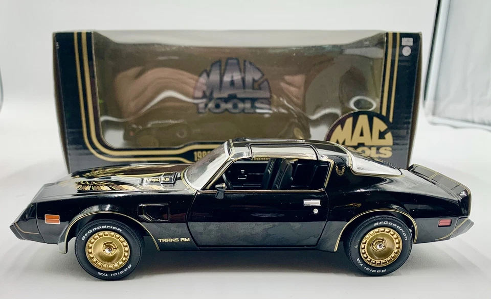 Mac Tools Limited Edition 1980 Pontiac Trans Am Greenlight 1/24 - Image 2 of 4