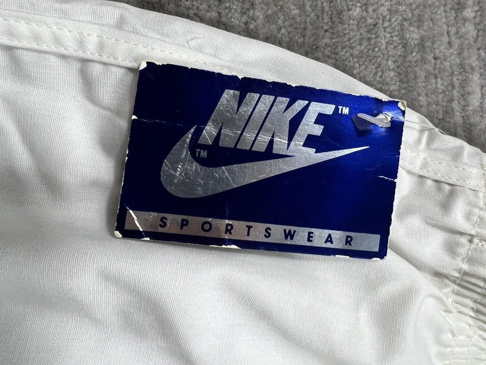 New Vintage 70s 80s Nike Running Shorts Polyester Mens Size L - Image 4 of 4