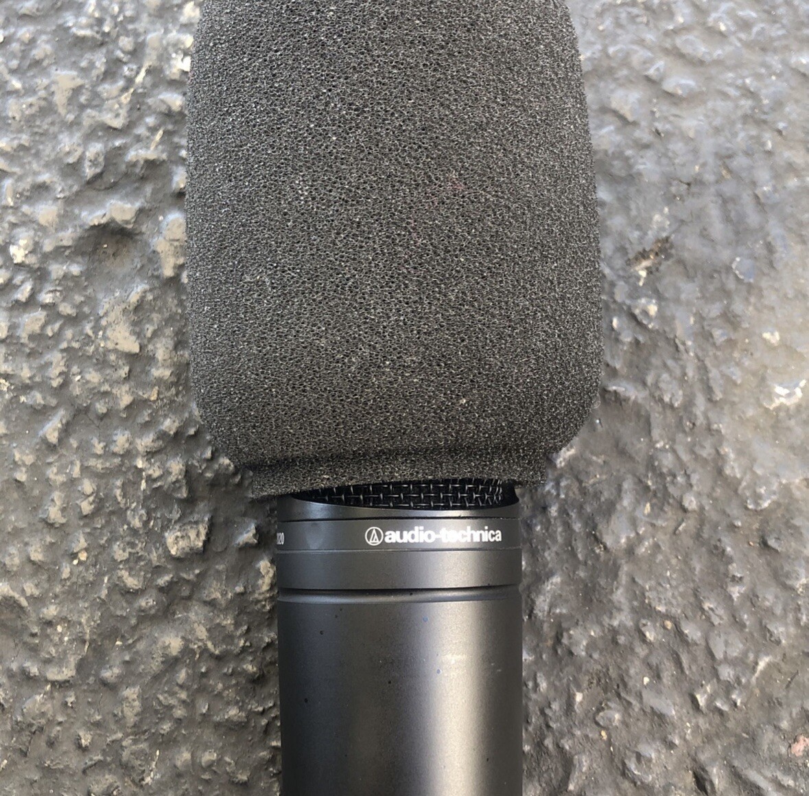 AUDIO Technica Microphone P48 Cardioid Condenser AT2020 With