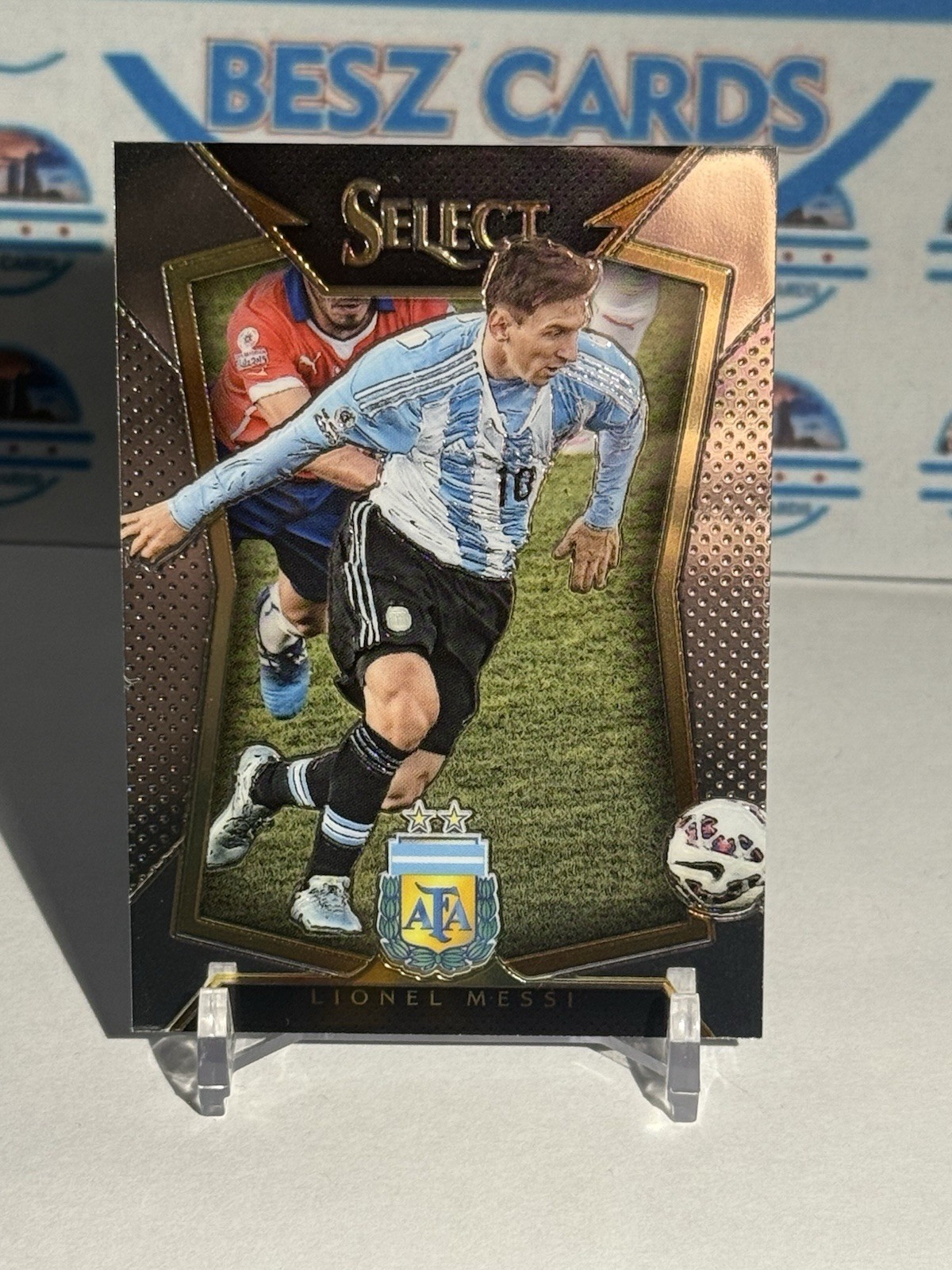 2015-16 Panini Select - Lionel Messi #65 Ball Back Photo Variation