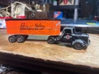 Vintage Tootsietoy Van Truck Trailer Removable Top Huber & Huber Air Lift USA