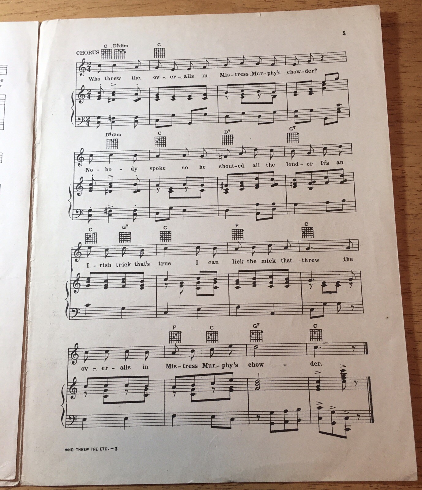 Who Threw the Overalls in Mistress Murphy’s Chowder (1937) Guitar Sheet