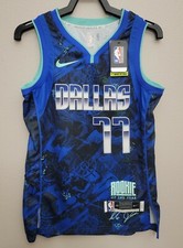 Nike Dallas Mavericks Luka Doncic Select Series Jersey Size 40 Small DA6960 405