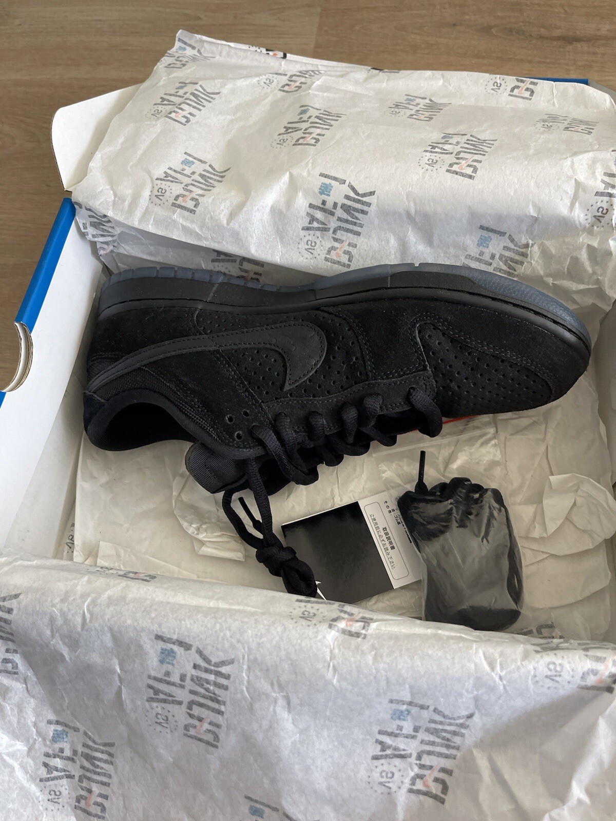Size 10 - Nike Dunk Low x Undefeated Dunk Vs AF1 2021 VNDS Condition image 3