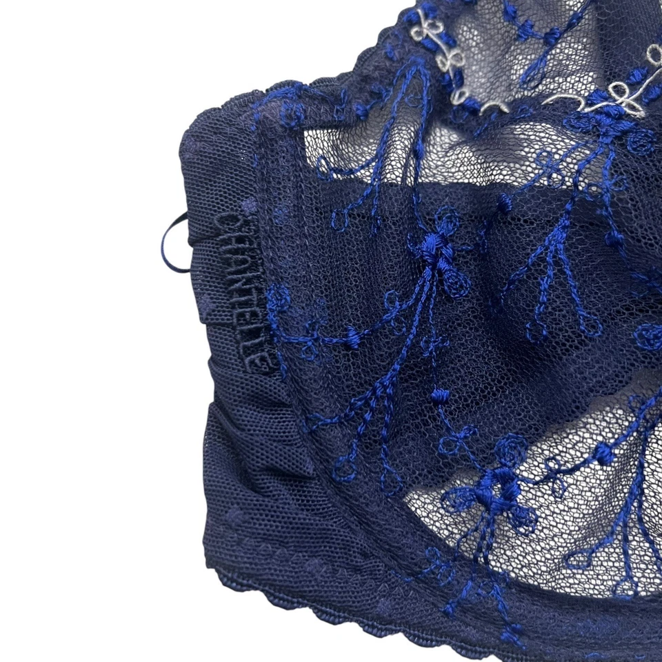 Sutiã Chantelle Floral Bordado Sem Forro Transparente Azul Marinho 32C Fada Romântico Coquete - Imagem 4 de 4