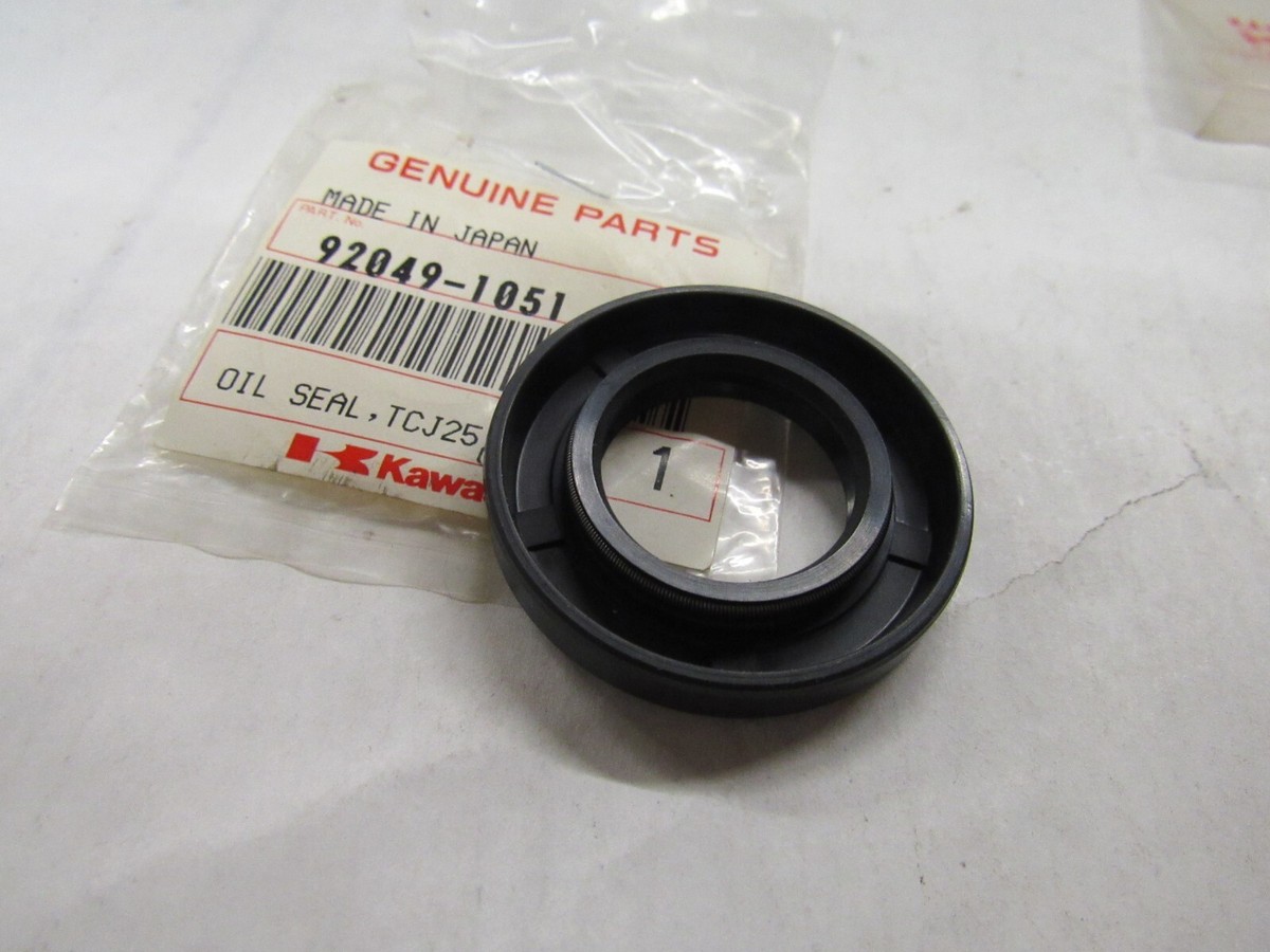 Kawasaki NOS NEW 92049-1051 Oil Seal TCJ25457 KX KDX KXF KXT