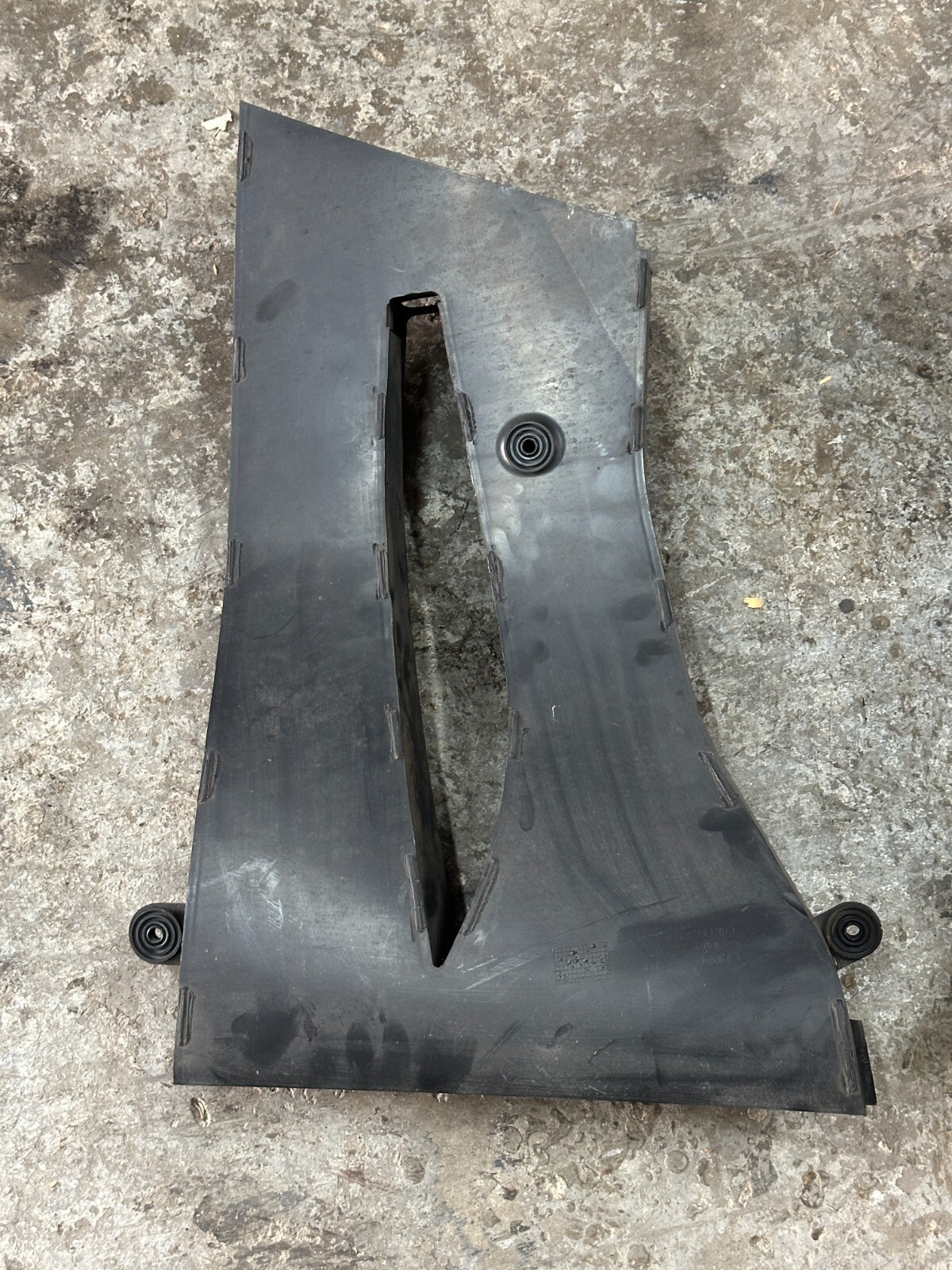 2014 AUDI R8 TRANSMISSION OIL COOLER AIR DUCT PAIR OEM 420 117 336 420 117 335