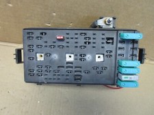 03 Saturn L200 Engine Fuse Box Relay Junction Block Panel 2003 22683428 03 Saturn L200 Engine Fuse Box Relay Junction Block Panel 2003 22683428