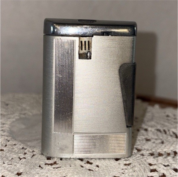 Pocket Gas Lighter "ronson Varaflame Comet" France